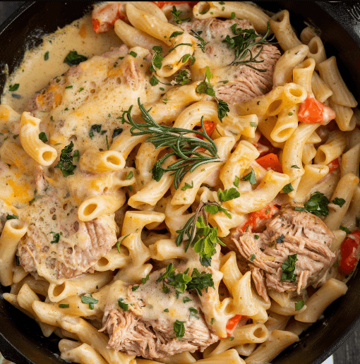 One-Skillet Cheesy Ground Chicken Pasta